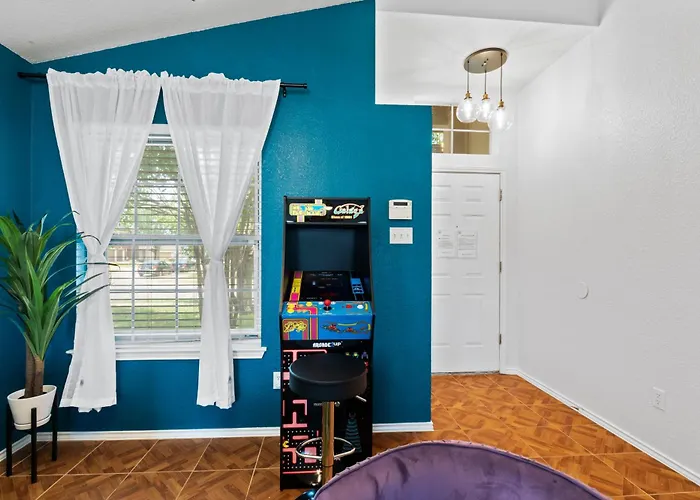 Holiday home Near Kalahari, Cowboy Pool, Arcade, King Beds, Grill , Large Patio, Firepit Round Rock